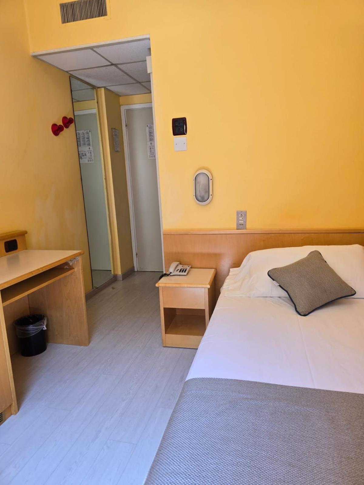 Mokinba Hotels Sant'Ambroeus Mailand Exterior foto