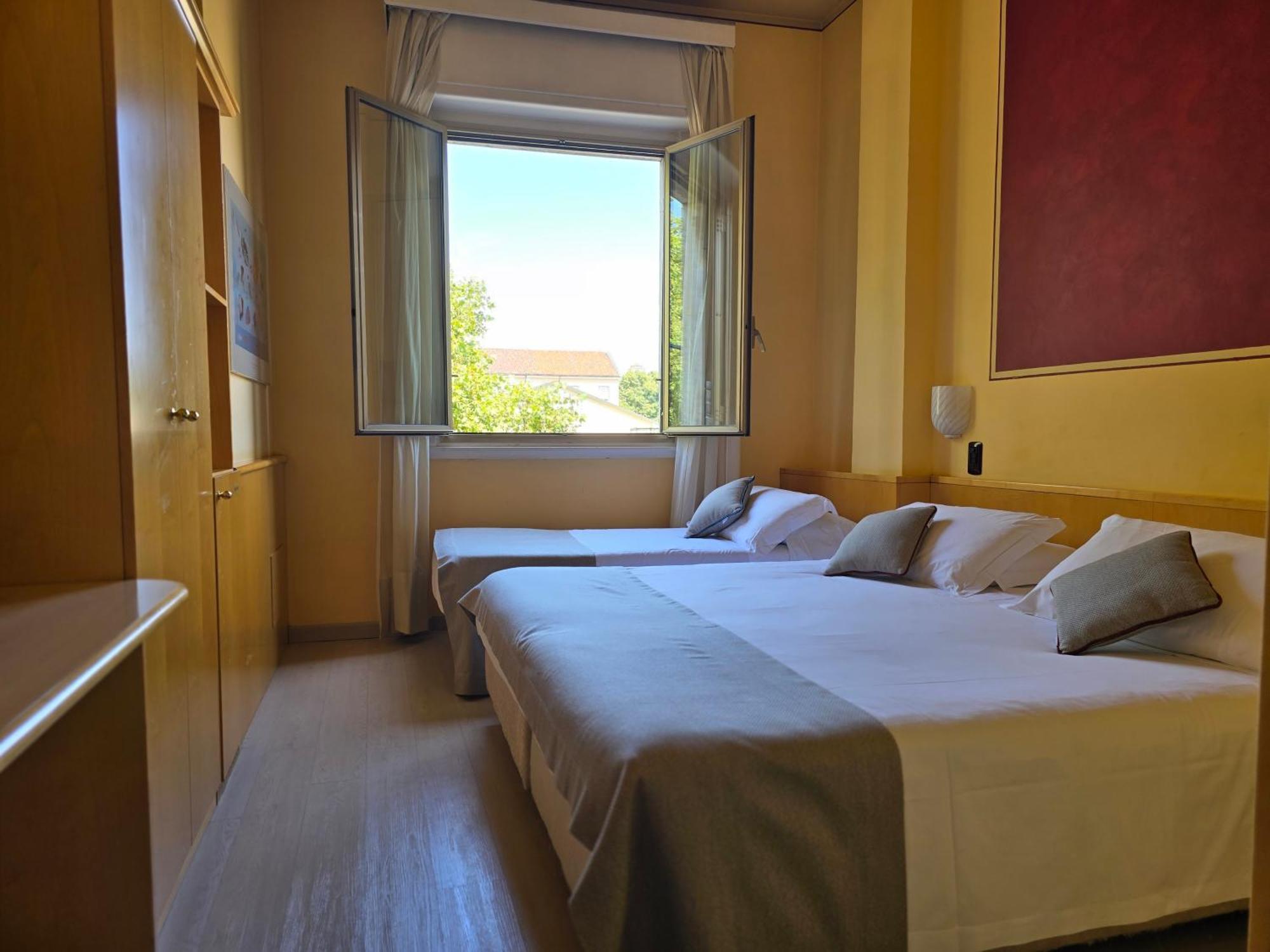 Mokinba Hotels Sant'Ambroeus Mailand Exterior foto