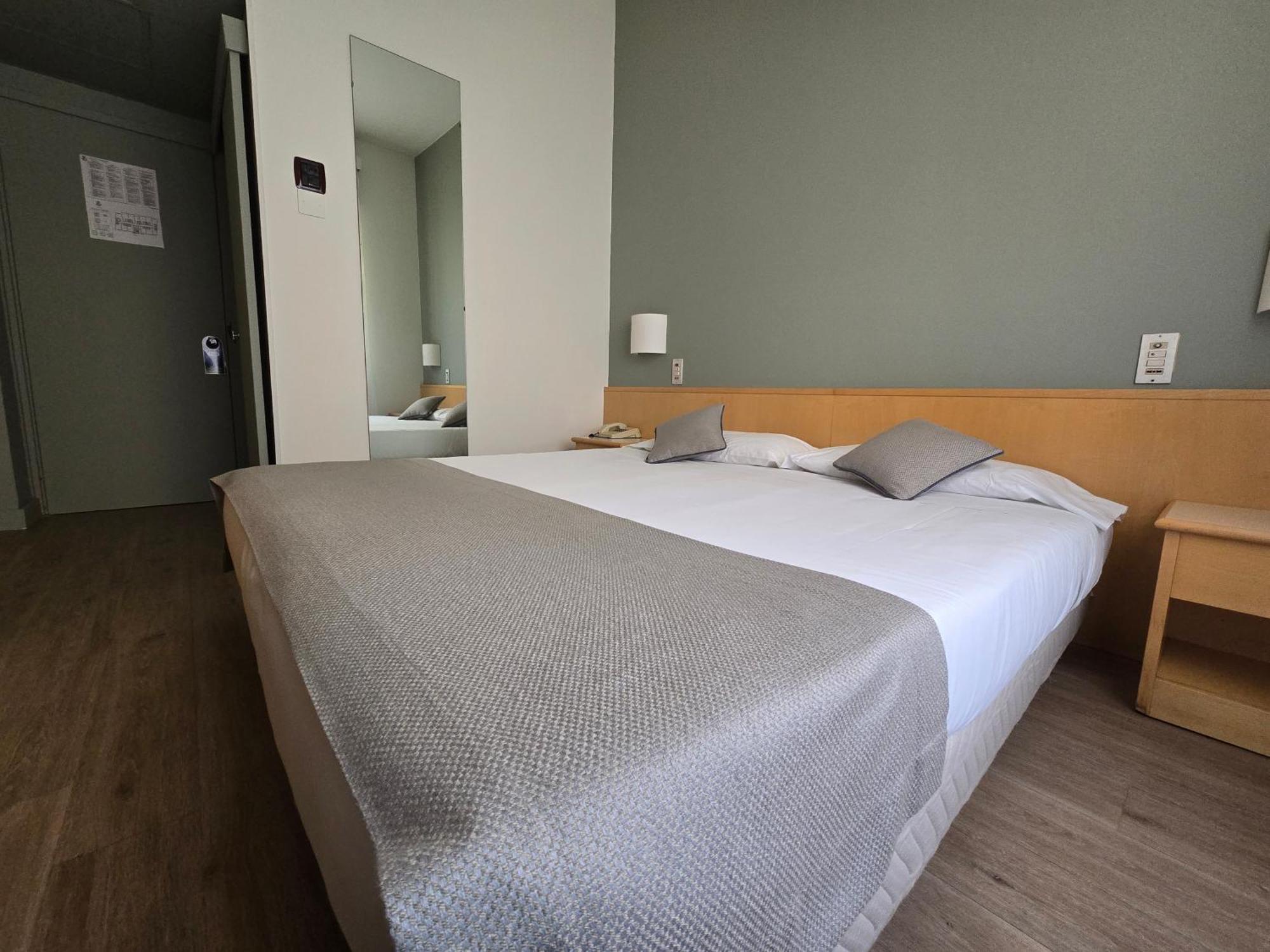 Mokinba Hotels Sant'Ambroeus Mailand Exterior foto