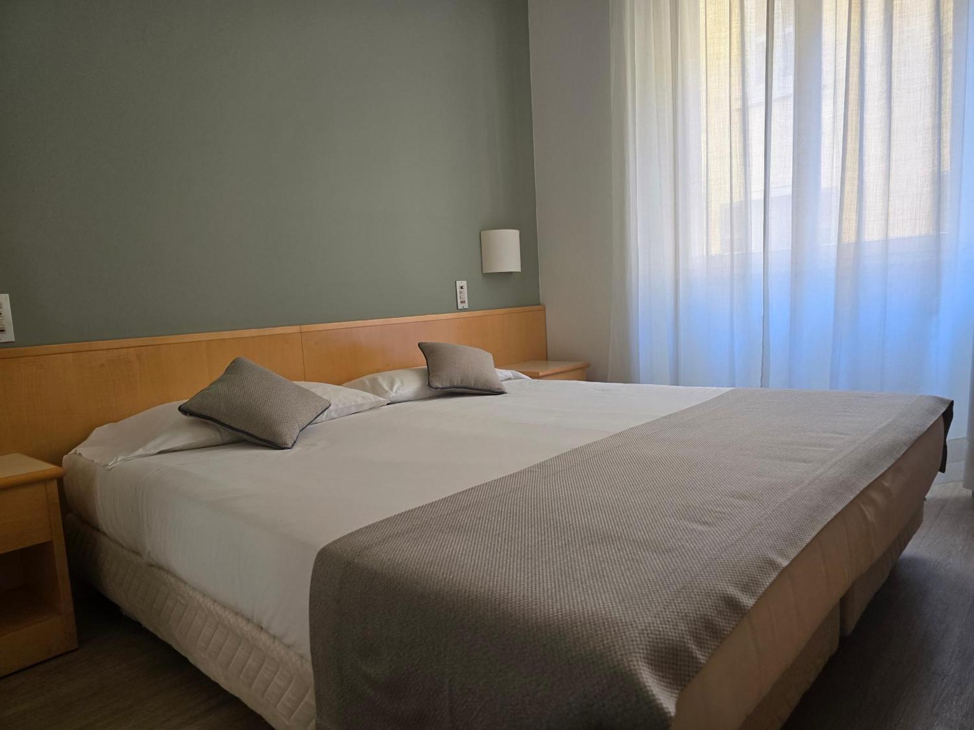 Mokinba Hotels Sant'Ambroeus Mailand Exterior foto